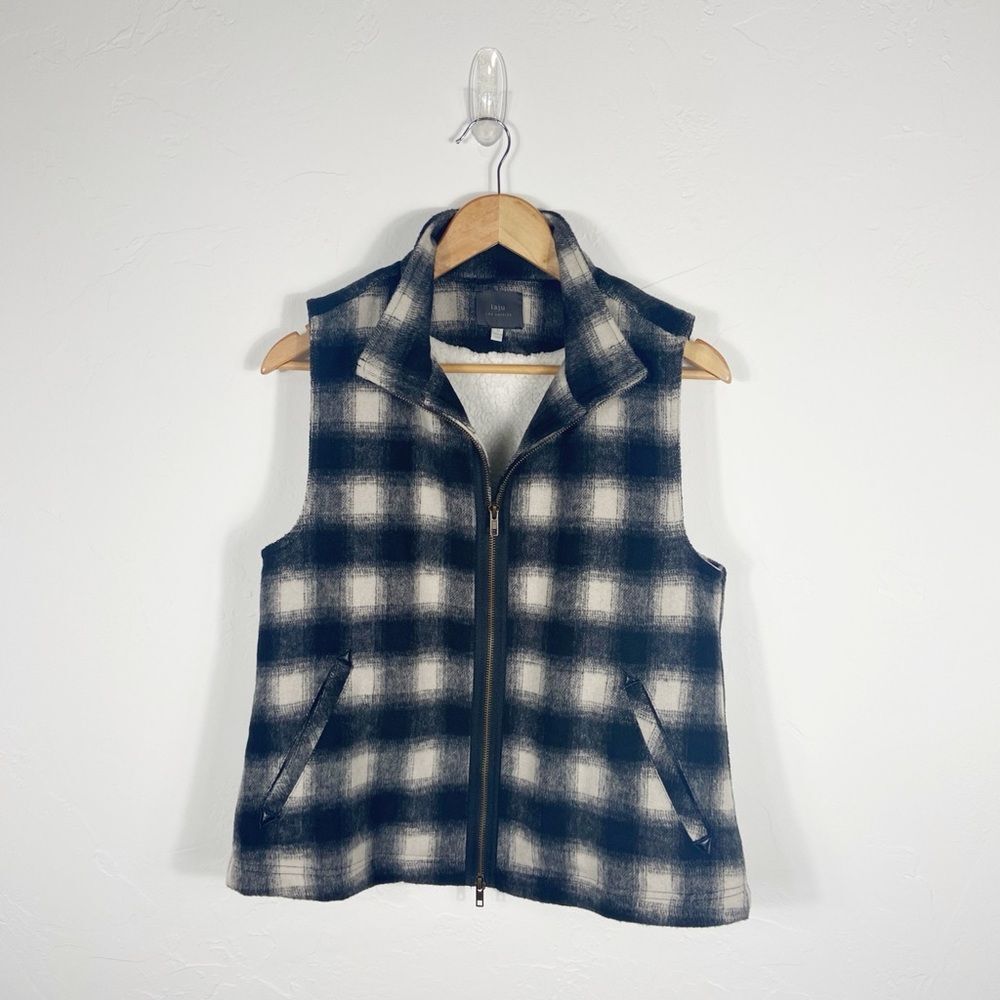 Plaid Women's Vest‎ - Black and White